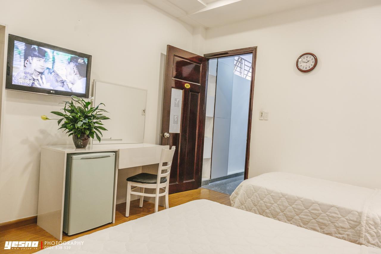 Four C Central Hotel Ho Chi Minh-stad Buitenkant foto